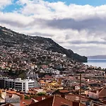 Calçada Do Pico I By An Island * Funchal (Madeira)