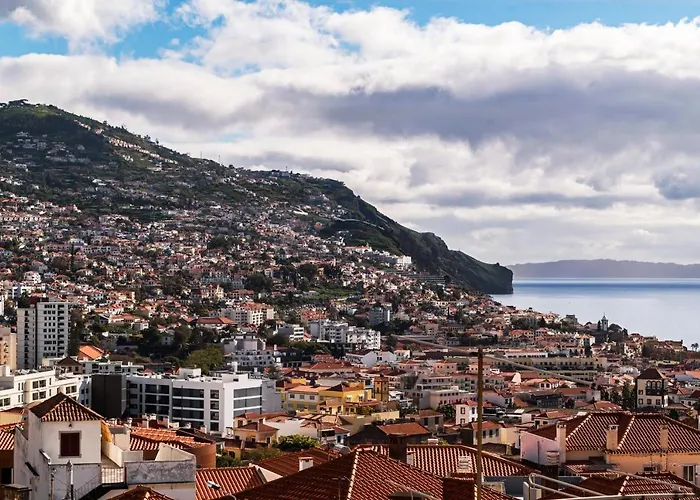 Calcada Do Pico I By An Island * Funchal (Madeira)