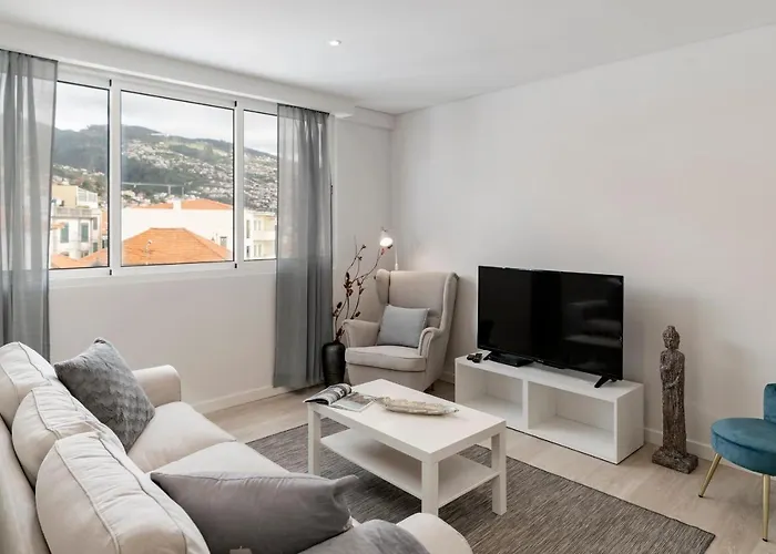 Calcada Do Pico I By An Island Apartment *