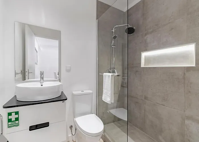 Calcada Do Pico I By An Island Apartment
