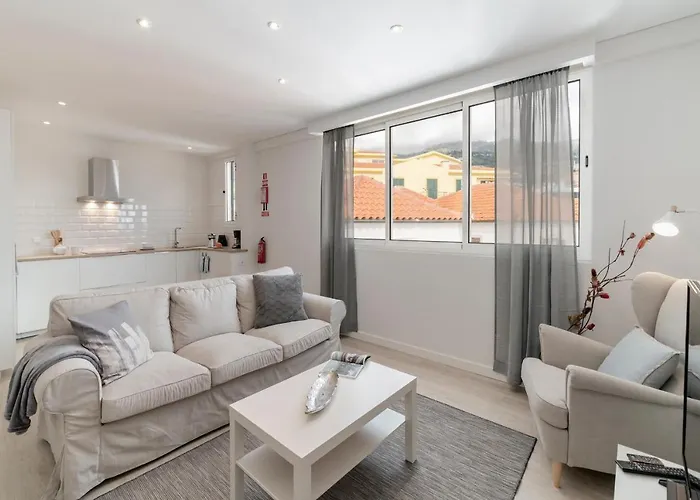 Calcada Do Pico I By An Island Apartment Funchal (Madeira)